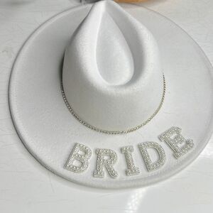 SHIRALEAH white felt cowgirl hat with a pearl and rhinestone-embellished "BRIDE"
